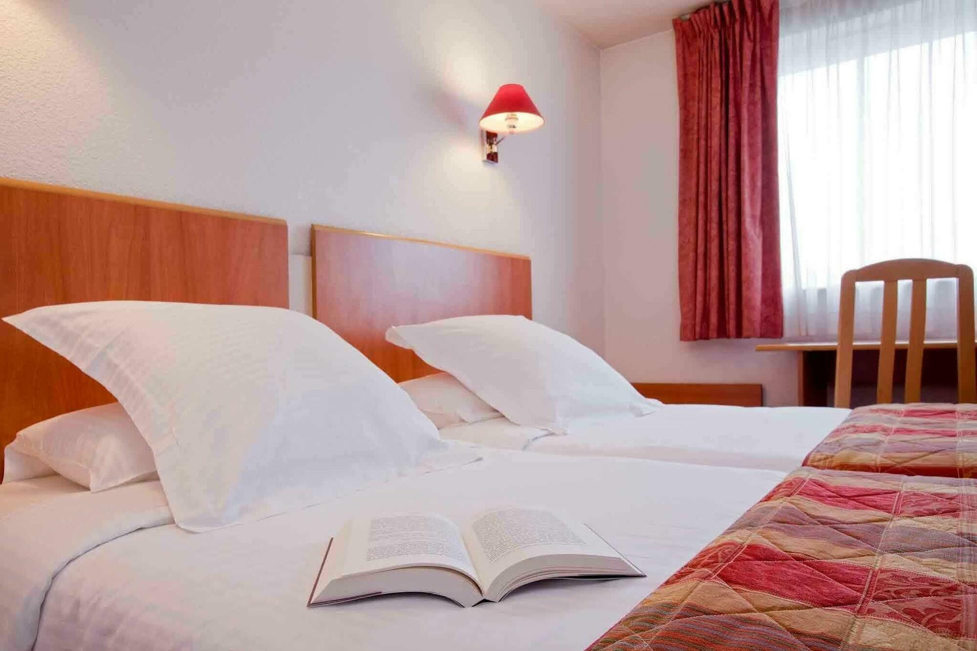 Ibis Styles Le Mans Gare Sud Hotel Exterior photo